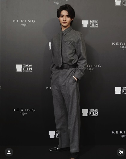 藤岡真威人　ふじおかまいと　藤岡弘　2世タレント　PS5　PlayStation5 
