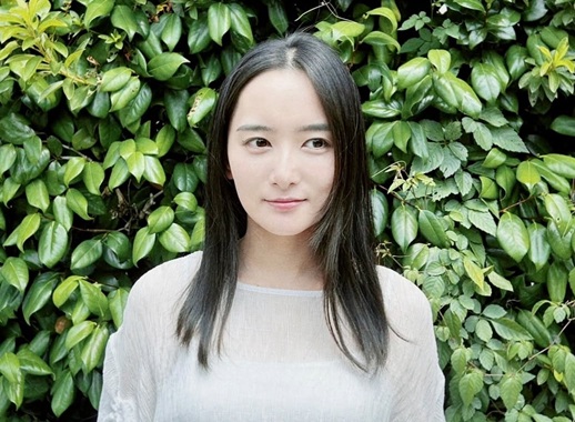 村上穂乃佳　アキュビュー乱視用　　アキュビューCM 商品企画小山　むらかみほのか　たぬきモンブランケーキ