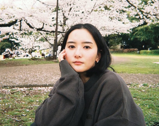 村上穂乃佳　アキュビュー乱視用　　アキュビューCM 商品企画小山　むらかみほのか　たぬきモンブランケーキ