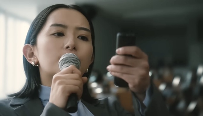 村上穂乃佳　アキュビュー乱視用　　アキュビューCM 商品企画小山　むらかみほのか　たぬきモンブランケーキ