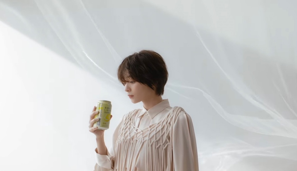 里々佳　りりか　リリカ　未来のレモンサワー　恥じらいレスキューJPN