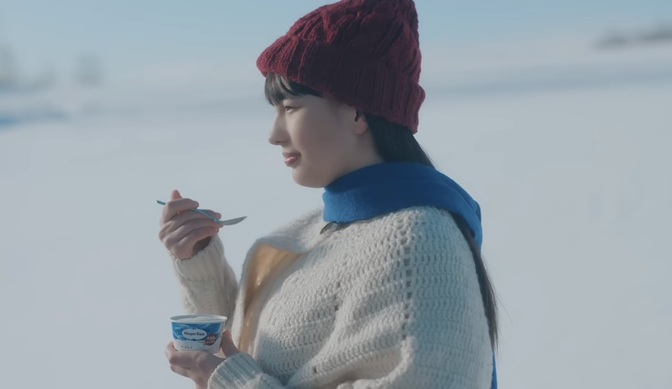 ハーゲンダッツ 中西希亜良　なかにしきあら　初濃い　THEミルク　ハーフ　マルチリンガル　なかにし礼の孫