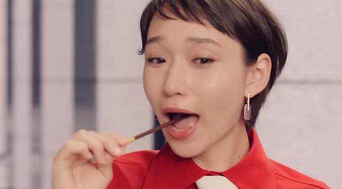 白本彩奈 しらもとあやな ポッキー グリコ ポッキーCM ポッキーイメージキャラクター 中井貴一 スチャダラパー なきごと