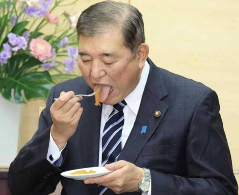 迎え舌 むかえ舌 迎え舌芸能人 迎え舌有名人 迎え舌YOSHIKI 迎え舌今市 迎え舌キムタク 迎え舌相葉雅紀 迎え舌メメ 迎え舌目黒漣 迎え舌有吉 迎え舌西畑大吾 迎え舌木村拓哉 迎え舌今田美桜 迎え舌北村匠海 迎え舌小栗旬 食べ方 食べ方汚い クチャラー
