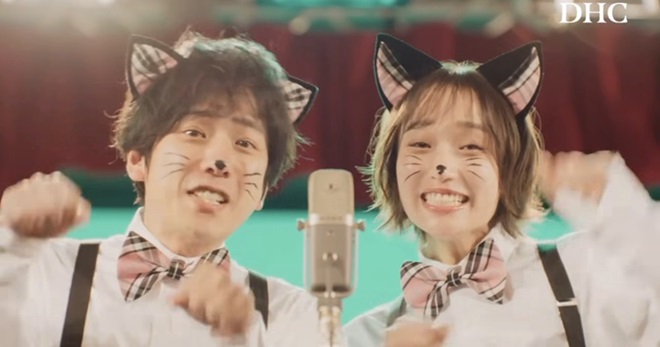 白本彩奈　しらもとあやな　DHC にゃんピーズ　二宮和也　二宮の相方　ニノの相方　ポッキー　グリコ　ポッキーCM　ポッキーイメージキャラクター　中井貴一　ディープクレンジングオイル　ブーストケア