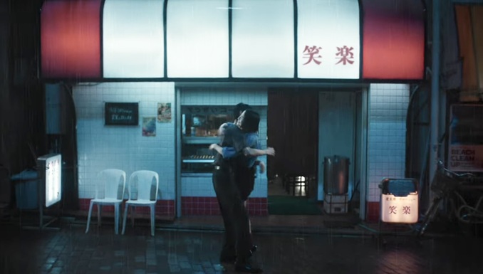 AmazonマスカラCM Amazon CM つぐみ TSUGUMI 雨のロマンス マスカラ滲む 誰