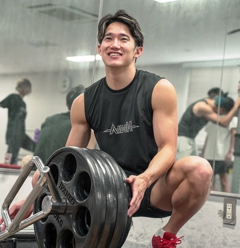 オフラインラブ ファイナルドラフト 荒井陸 水球 あらいあつし 大食い 有吉ゼミ ネットフリックス ネトフリリアリティー