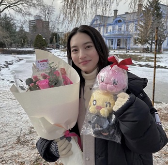 久保田紗友　味の素　CM　だし屋のみそ汁　味噌汁　和装　着物　べらぼう　テラスハウス