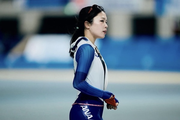 佐藤綾乃　さとうあやの　ミラノ五輪　コルティナ五輪　ミラノ・コルティナ冬季オリンピック　スピードスケート　スケート　アスリート　プロフィール　