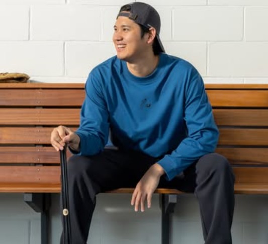 井端弘和 宮城大弥 伊藤大海 大勢 菊池雄星 山本由伸 菅野智之 隅田知一郎 金丸夢斗 種市篤暉 髙橋宏斗 藤平尚真 曽谷龍平 北山亘基 松本裕樹 若月健矢 坂本誠志郎 中村悠平 牧秀悟 小園海斗 牧原大成 源田壮亮 佐藤輝明 岡本和真 村上宗隆 近藤健介 周東佑京 森下翔太 吉田正尚 鈴木誠也 大谷翔平　WBC 野球　侍　侍ジャパン　
